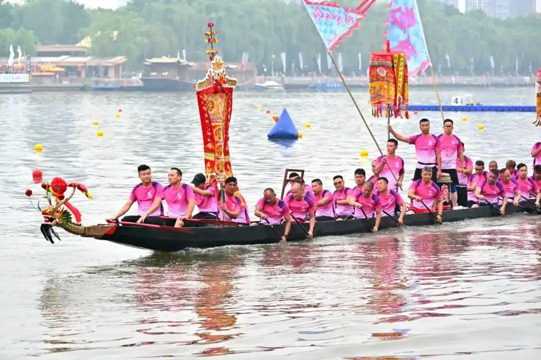 <strong>�������˺����ۼ��껪�ڸ����ľٰ죡�����������</strong>