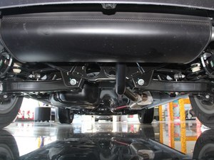 ȫ�²�Խ�Ǽ������µ�һ���ذ��ͳ���