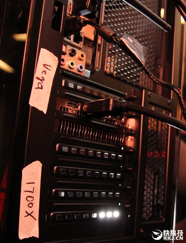 AMD�������콢��Vega���ܣ�����TITAN Xp/1080 Ti