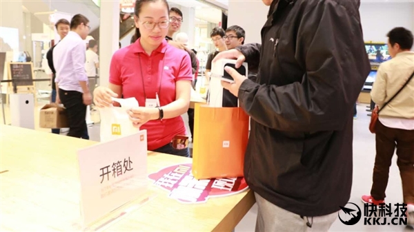 ��λ�õ�С��6�׷ۣ���������ͷĤ��û�ҿ�