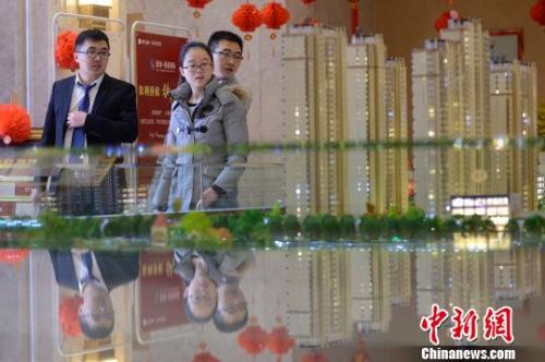 ���������н鹤����Ա��Ůʿ͸¶����ǰ��3��17��������ɵ�ΥԼ��������˫��������Ѻ�Э�̽�����˻��������ڴ��˾�����ڽϳ���һ��������Ҳ����Ը���ڴ����ϵ������ʱ�䣬Ӱ��֮��������ס�ֻ����˫��Э���޷����һ�£��н������Ч�󣬲Ż���˾�������;����