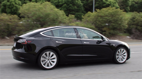 ��˹��Model 3��������ͷĿ������������