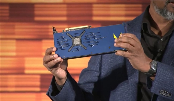 ��սԤ�ݣ�AMD���콢רҵ��������NV����