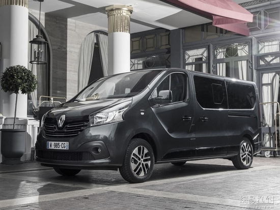 50�ֿռ䲼�� ��ŵTraficȫ��9��MPV����