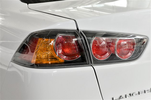 ��Ȥ���谺�� �̵�15��Ԫ���ں��治�����Ȥ֮��