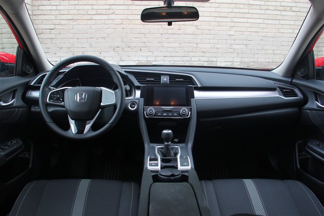 ��Ȥ���谺�� �̵�15��Ԫ���ں��治�����Ȥ֮��