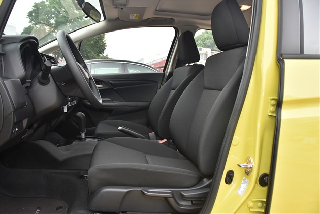 ��Ȥ���谺�� �̵�15��Ԫ���ں��治�����Ȥ֮��