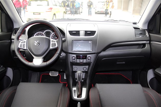 �����ص������Ժ�ɫΪ��ɫ��ͬʱ���������˺�ɫԪ�ص�׺���У�Ӫ���ʮ���˶������η�Χ���������÷��棬��Ȼ��������һ������˵Ľ��ڳ��������������÷��ڽ�������Ҳֻ��������ǿ���á�