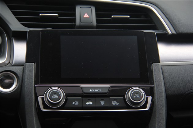 ��Ȥ���谺�� �̵�15��Ԫ���ں��治�����Ȥ֮��