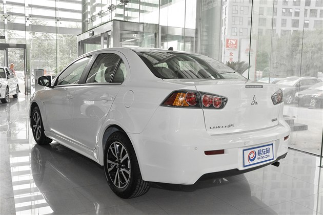 ��Ȥ���谺�� �̵�15��Ԫ���ں��治�����Ȥ֮��