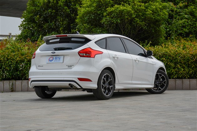 ��Ȥ���谺�� �̵�15��Ԫ���ں��治�����Ȥ֮��