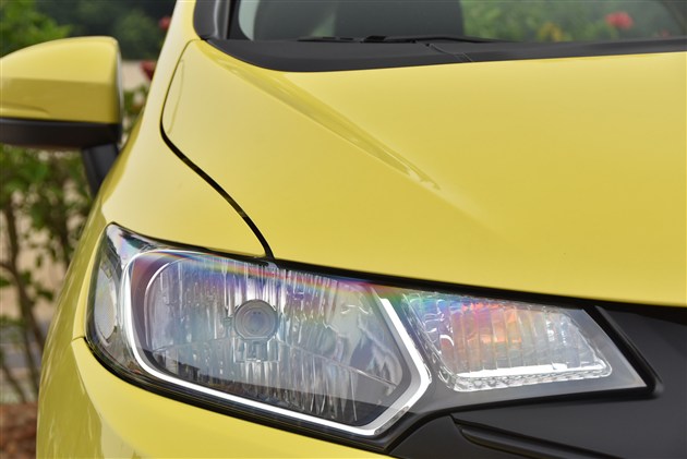 ��Ȥ���谺�� �̵�15��Ԫ���ں��治�����Ȥ֮��