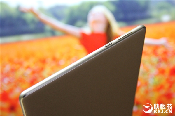 华为平板M3青春版开箱图赏:4个喇叭你敢信?