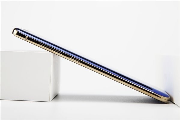 С��6����ɫ