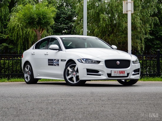 捷豹XE 2017款 2.0T I4 200PS XE R-SPORT
