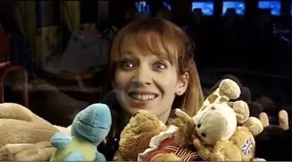 揭秘:抓娃娃机究竟是怎样调节抓取率的?