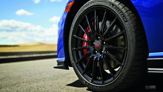 ʡ�˸�װǮ  ˹��³��������500̨BRZ tS