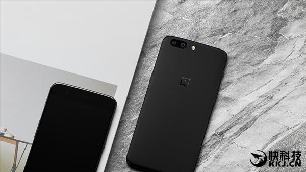 手感更TM爽!一加5国内正式发布:骁龙835+8GB