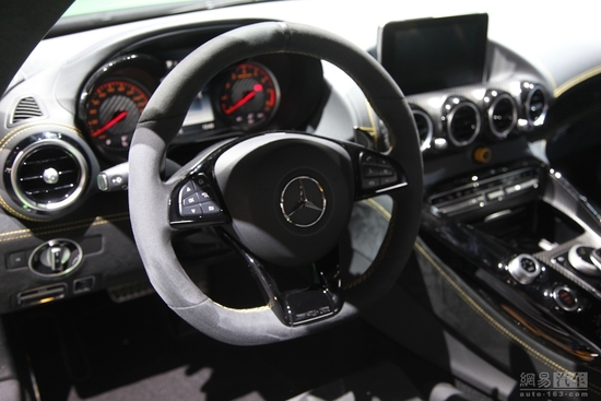 �й�������28̨ AMG GT R������228.8��