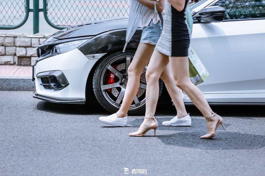 不是只有飞度GK5,本田思域也能改装帅炸天!