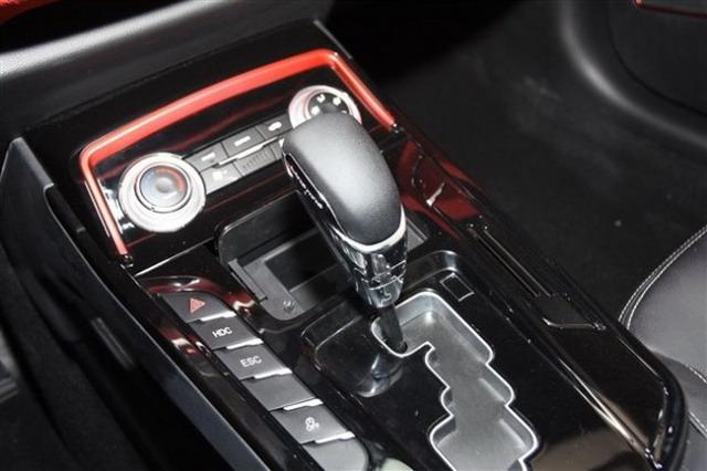 �����˶��� ½����ң�����������ع�