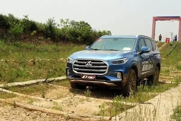 ��������д���SUV��֧�ֶ���