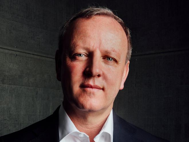 ˹�ط� ����˹(Stefan Krause)