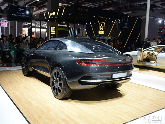 �׿��DBX ��˹�١�����Ҫ����SUV�г�