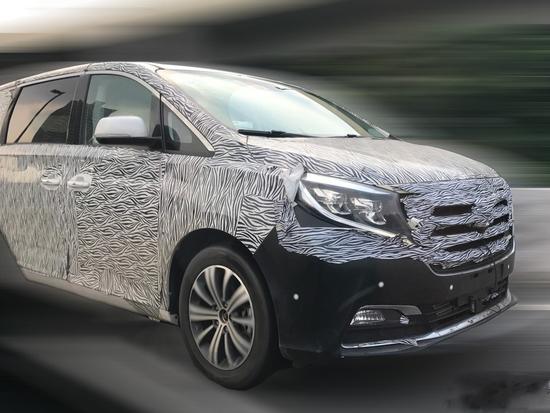 敢于挑战GL8 广汽传祺GM8最新谍照曝光