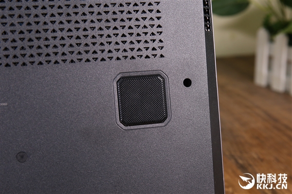 8��U+1060������911M��ҫ����Ϸ������ͼ��