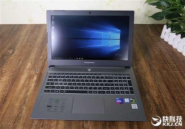 8��U+1060������911M��ҫ����Ϸ������ͼ��