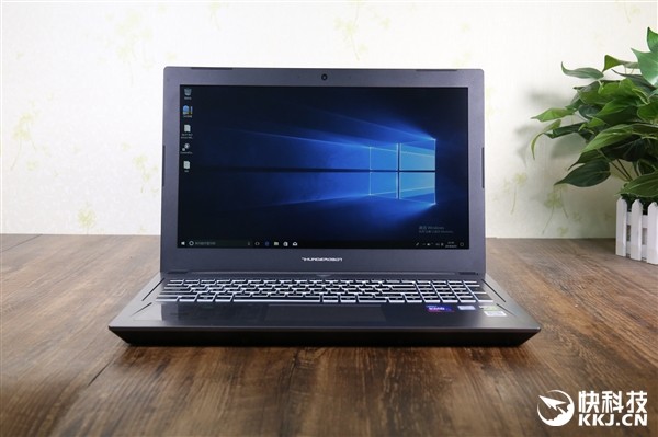 8��U+1060������911M��ҫ����Ϸ������ͼ��